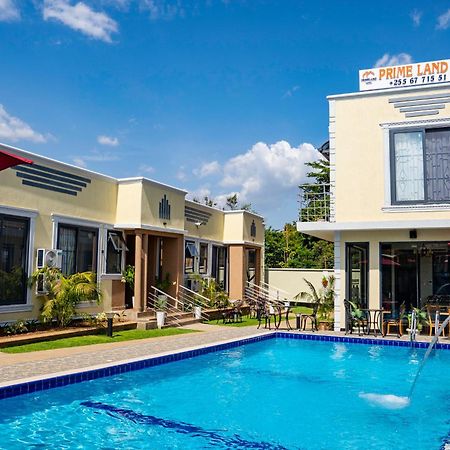 Primeland Hotel Моши Экстерьер фото