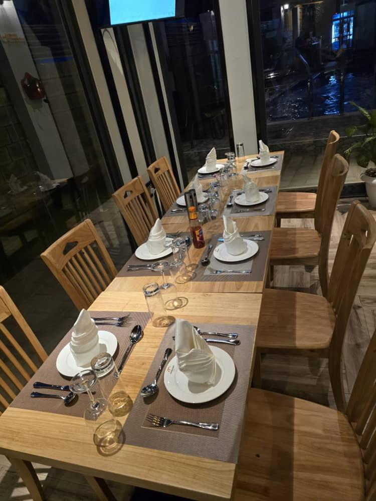 Primeland Hotel Моши Экстерьер фото