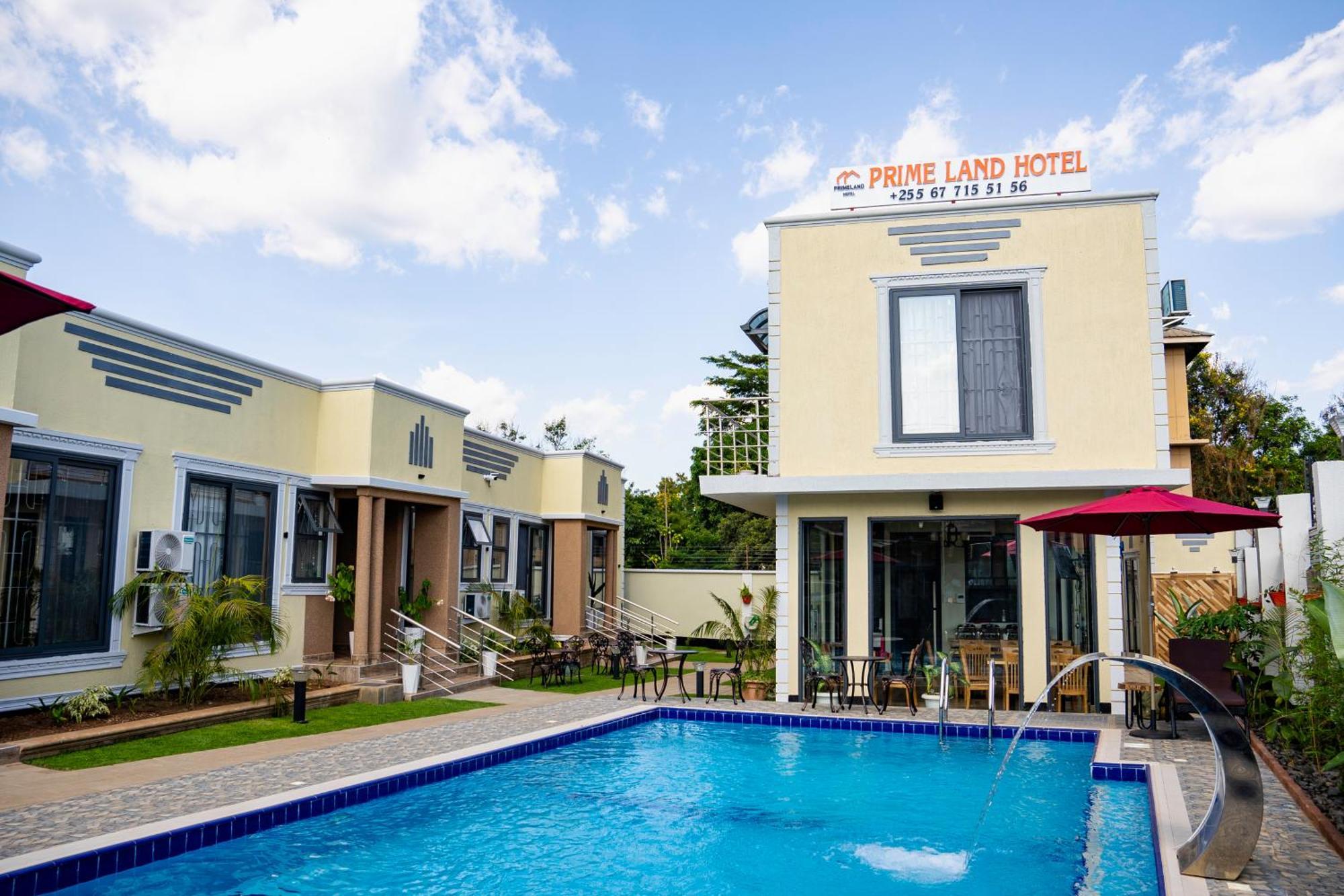 Primeland Hotel Моши Экстерьер фото