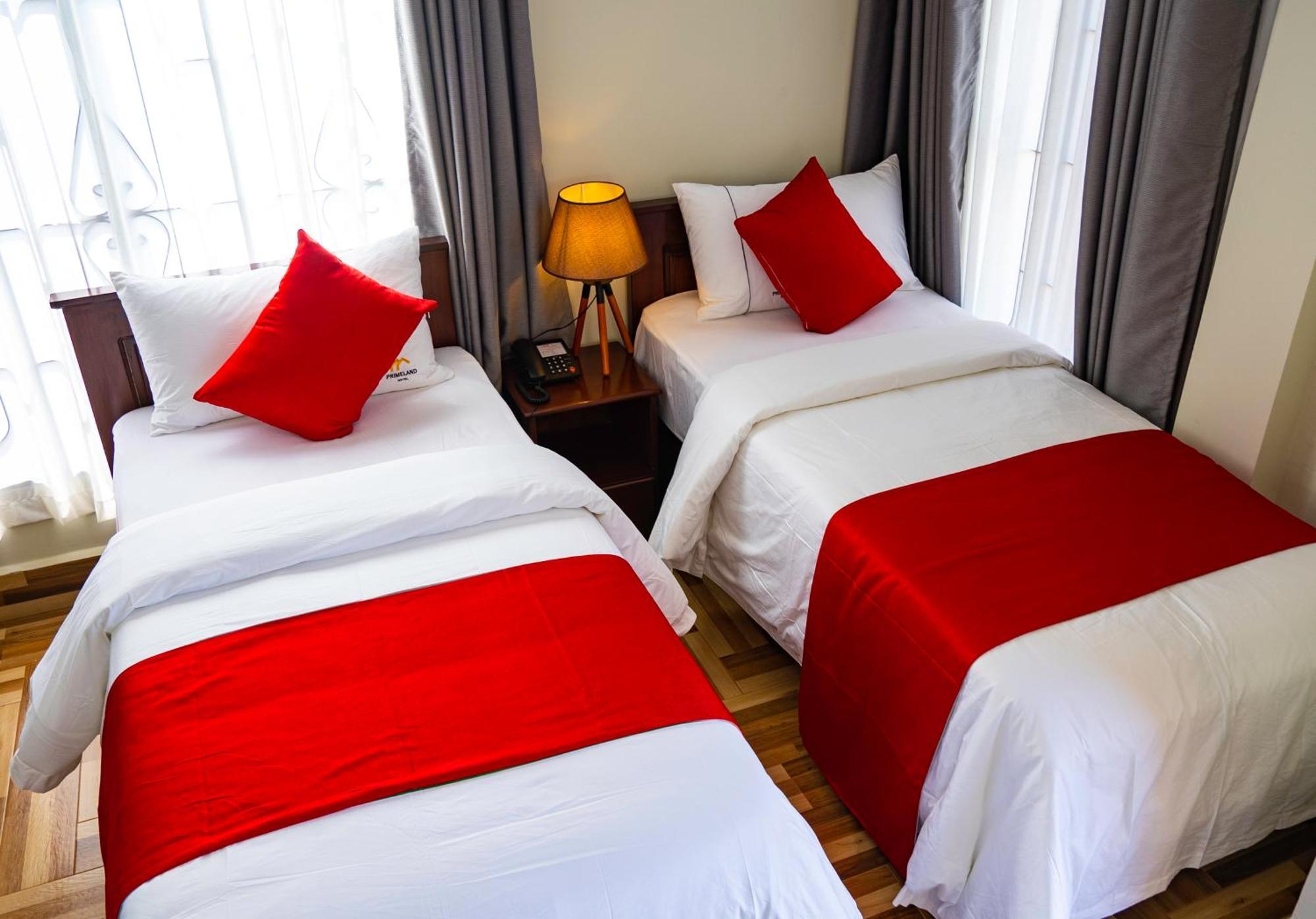 Primeland Hotel Моши Экстерьер фото