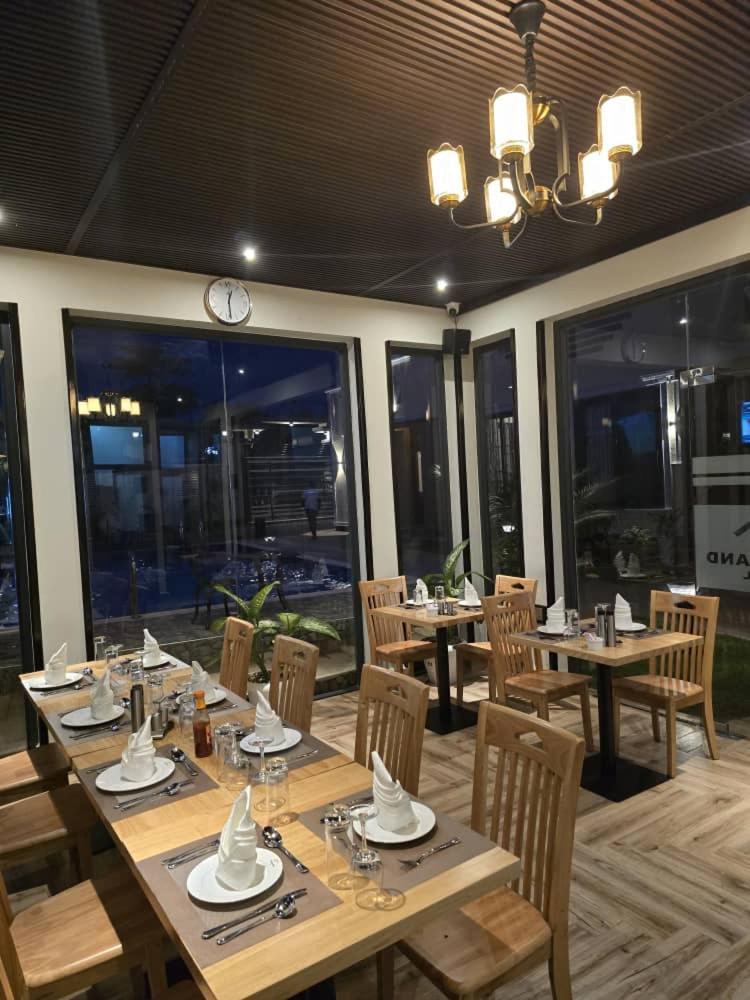 Primeland Hotel Моши Экстерьер фото